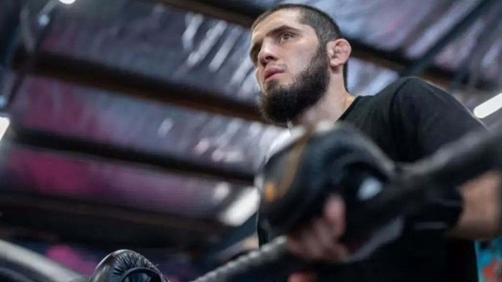 Tyron Woodley a comentat recordul lui Islam Makhachev și i-a lăudat disciplina.